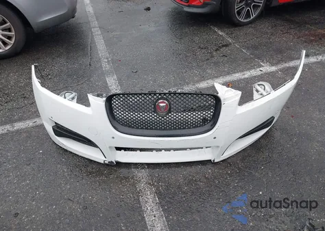 2015 Jaguar Xf из США, поврежденный, VIN SAJWA0F70F8U62534